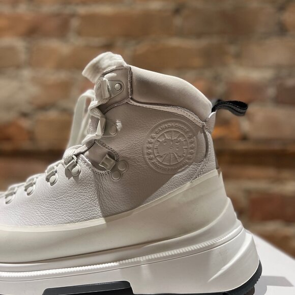 Canada Goose Journey Boot - Picture 6 of 11